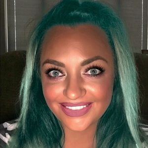 Meet your Posher, Brandi